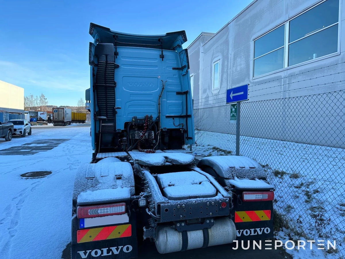 Dragbil Volvo FH 42T