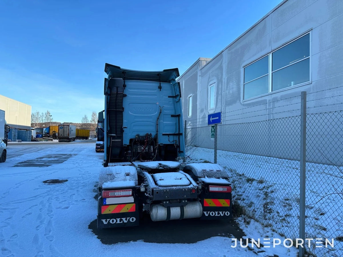 Dragbil Volvo FH 42T