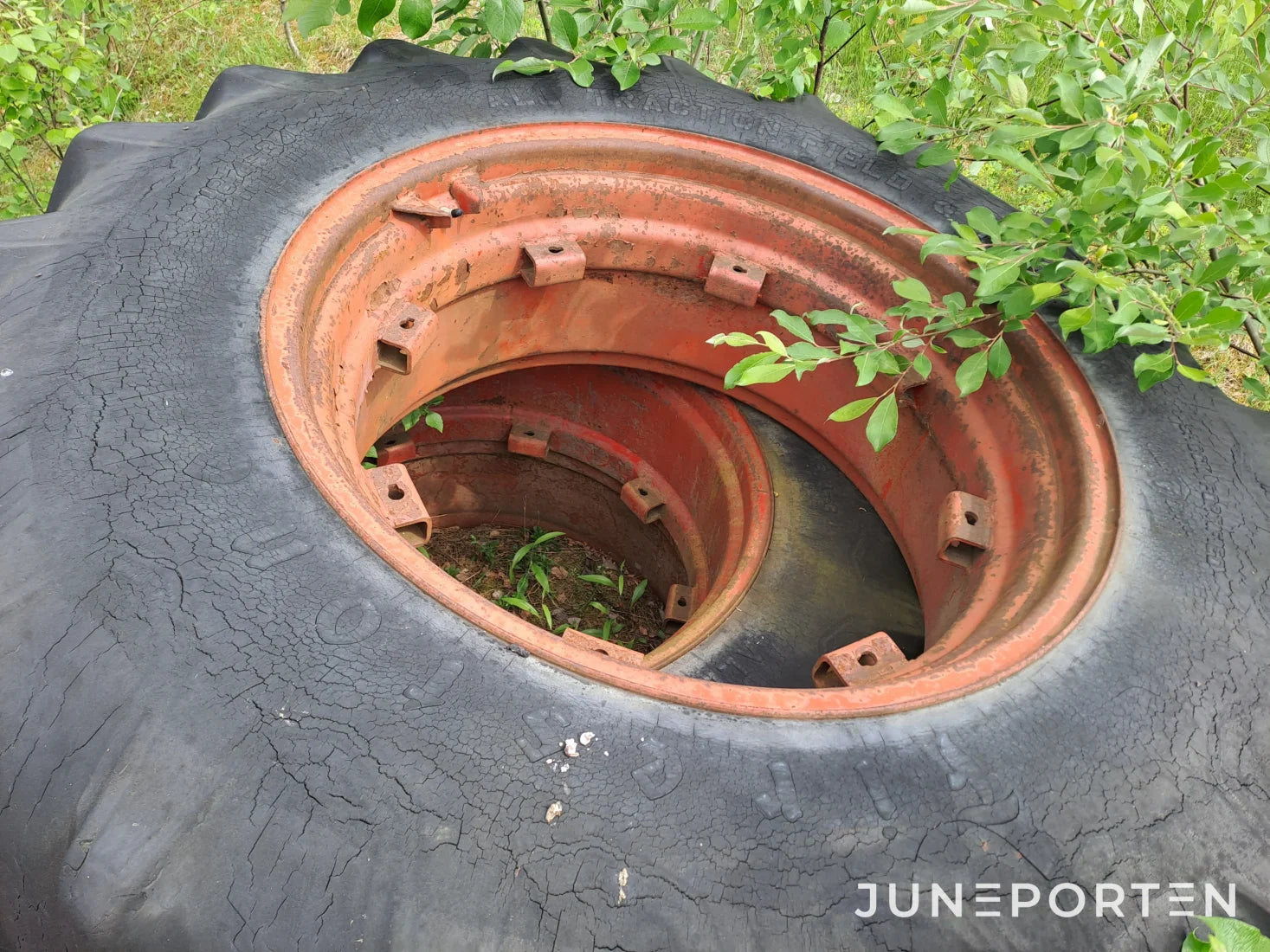 Dubbelmontage med däck Firestone 18-4-34