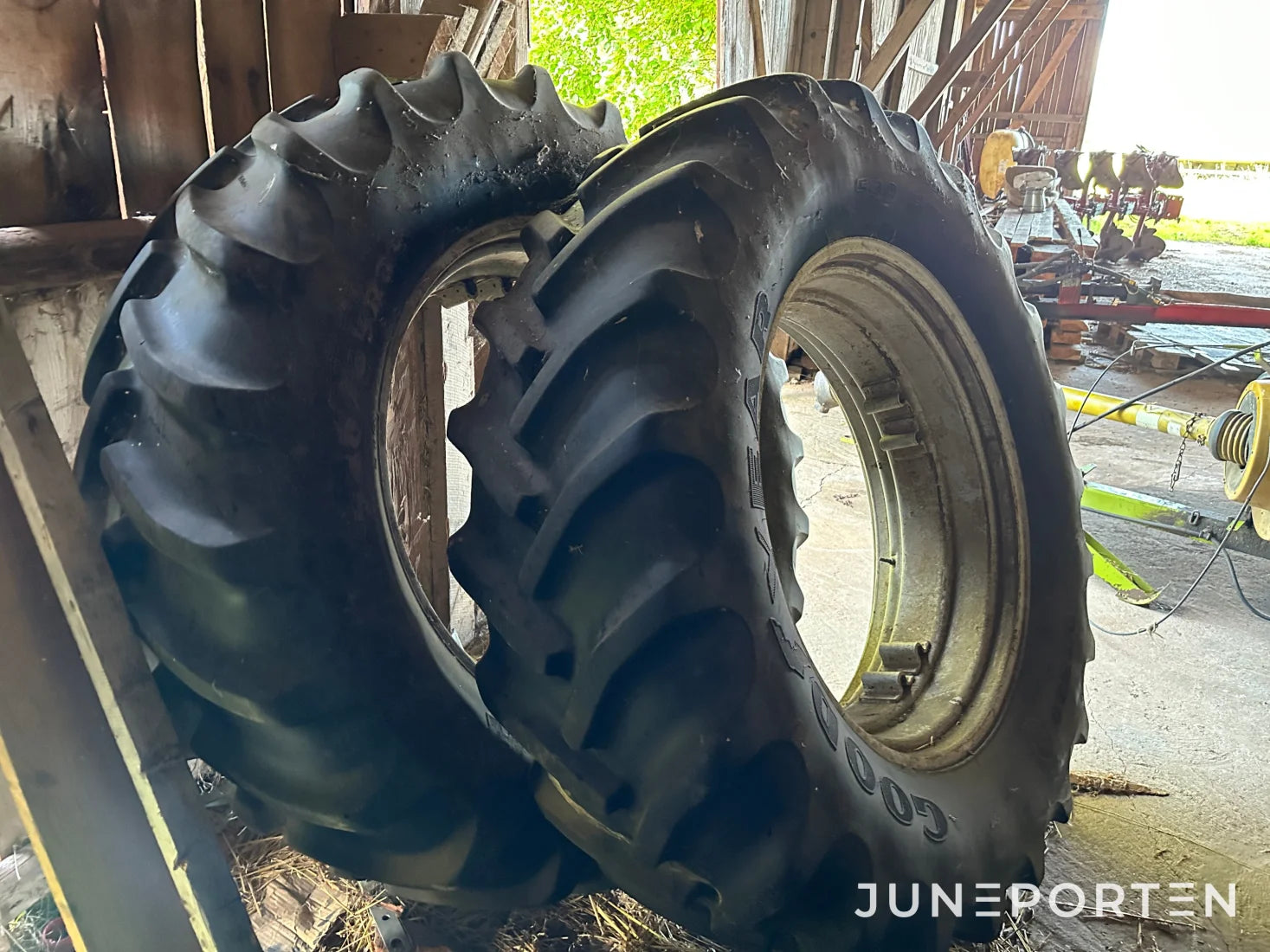 Dubbelmontage Good Year 540 / 65 R 38