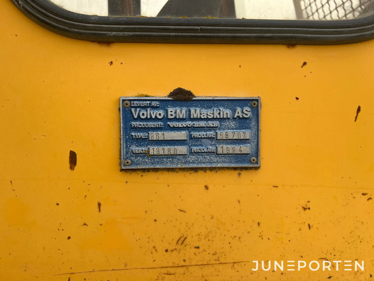 Dumper Volvo 861 6x6