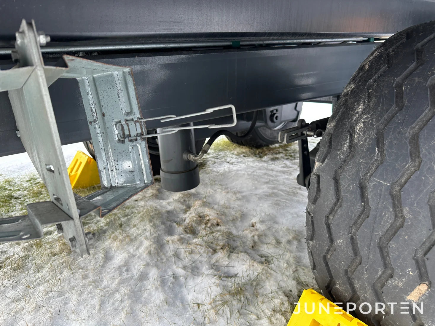 Dumpervagn Pronar T679/4m Hardox