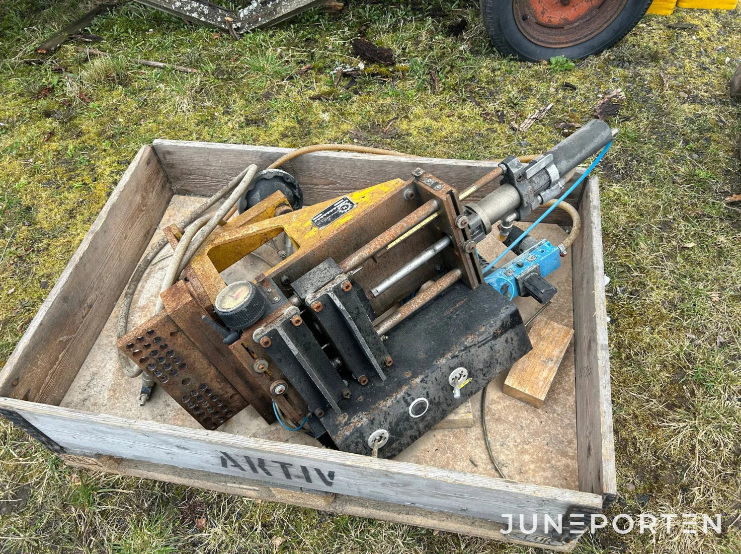 Enstegsmatare Maskinautomatic J31 för bandplåt