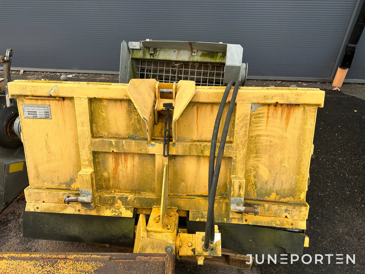 Sandspridare Falköping S-8