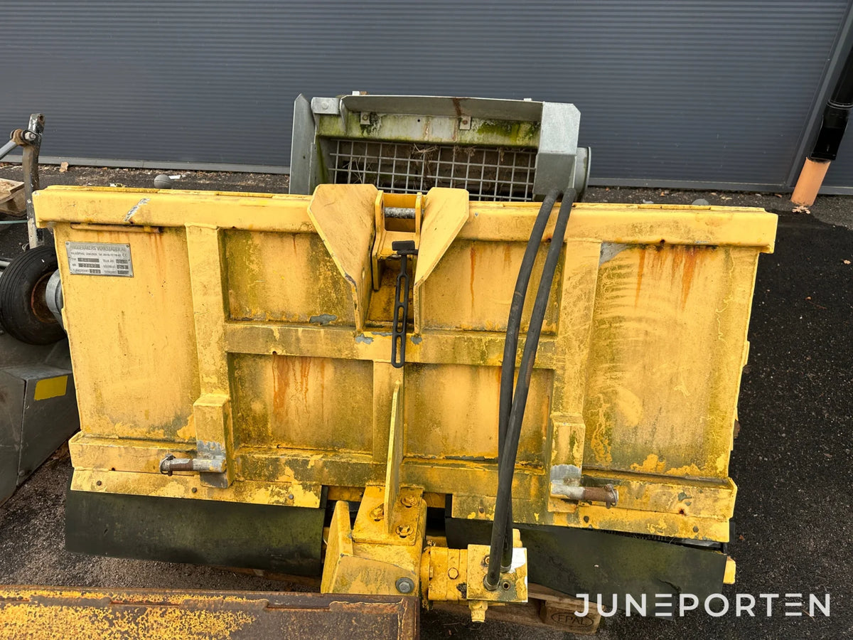 Sandspridare Falköping S-8