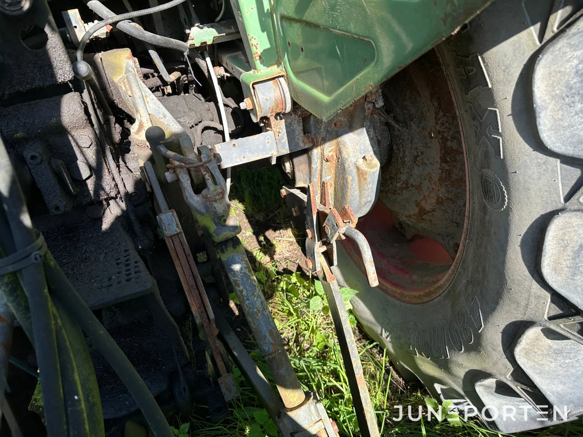 Fendt 308 LSA med Vreten lastare