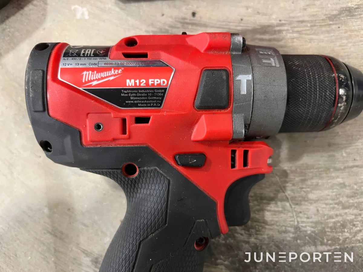 Fettpistol och skruvdragare Milwaukee M12
