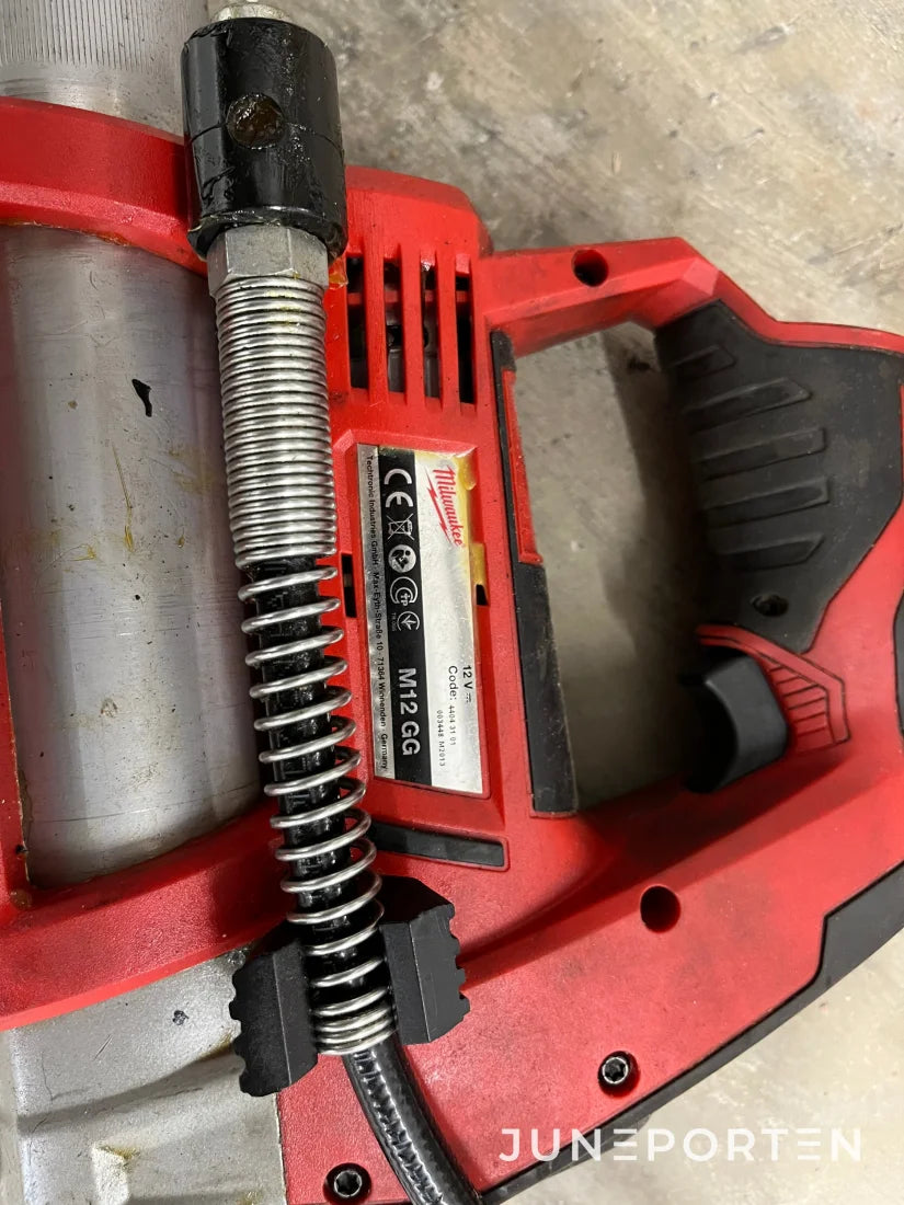 Fettpistol och skruvdragare Milwaukee M12