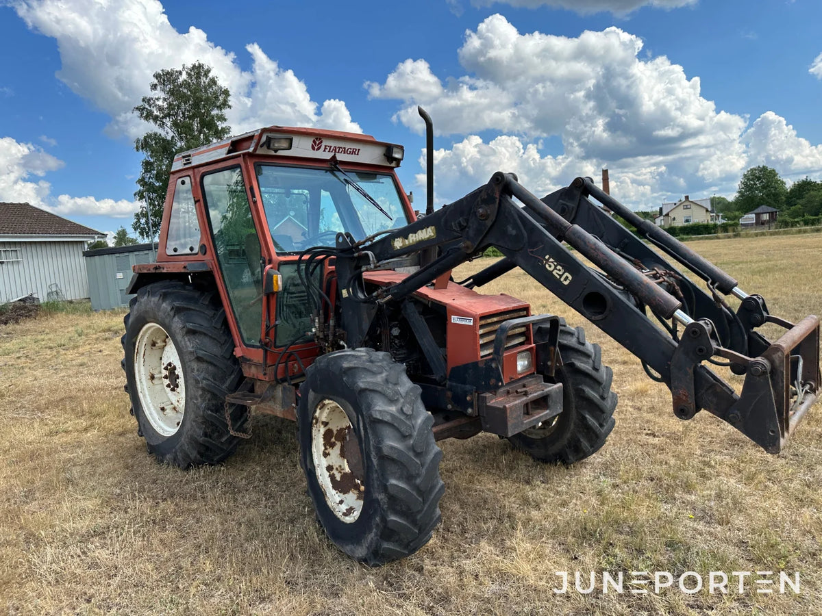 Fiat 80-90 DT med trima lastare