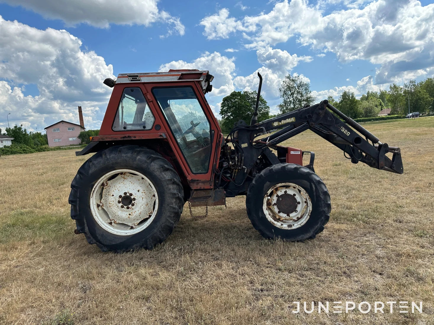 Fiat 80-90 DT med trima lastare