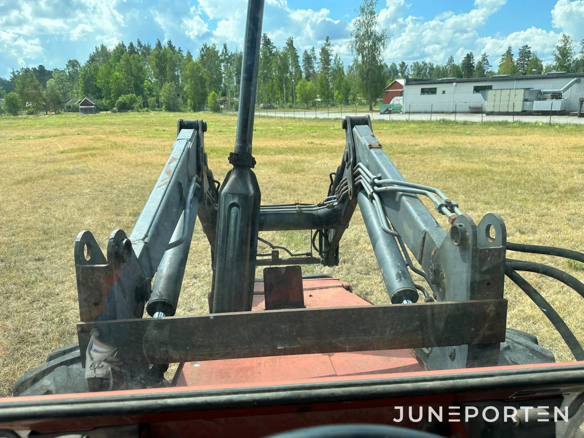 Fiat 80-90 DT med trima lastare