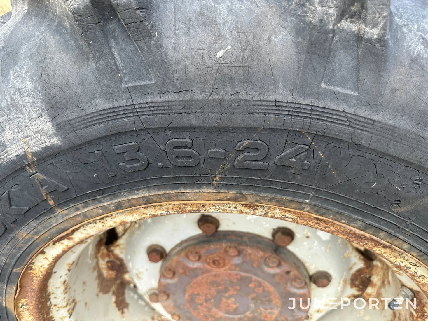 Fiat 80-90 DT med trima lastare