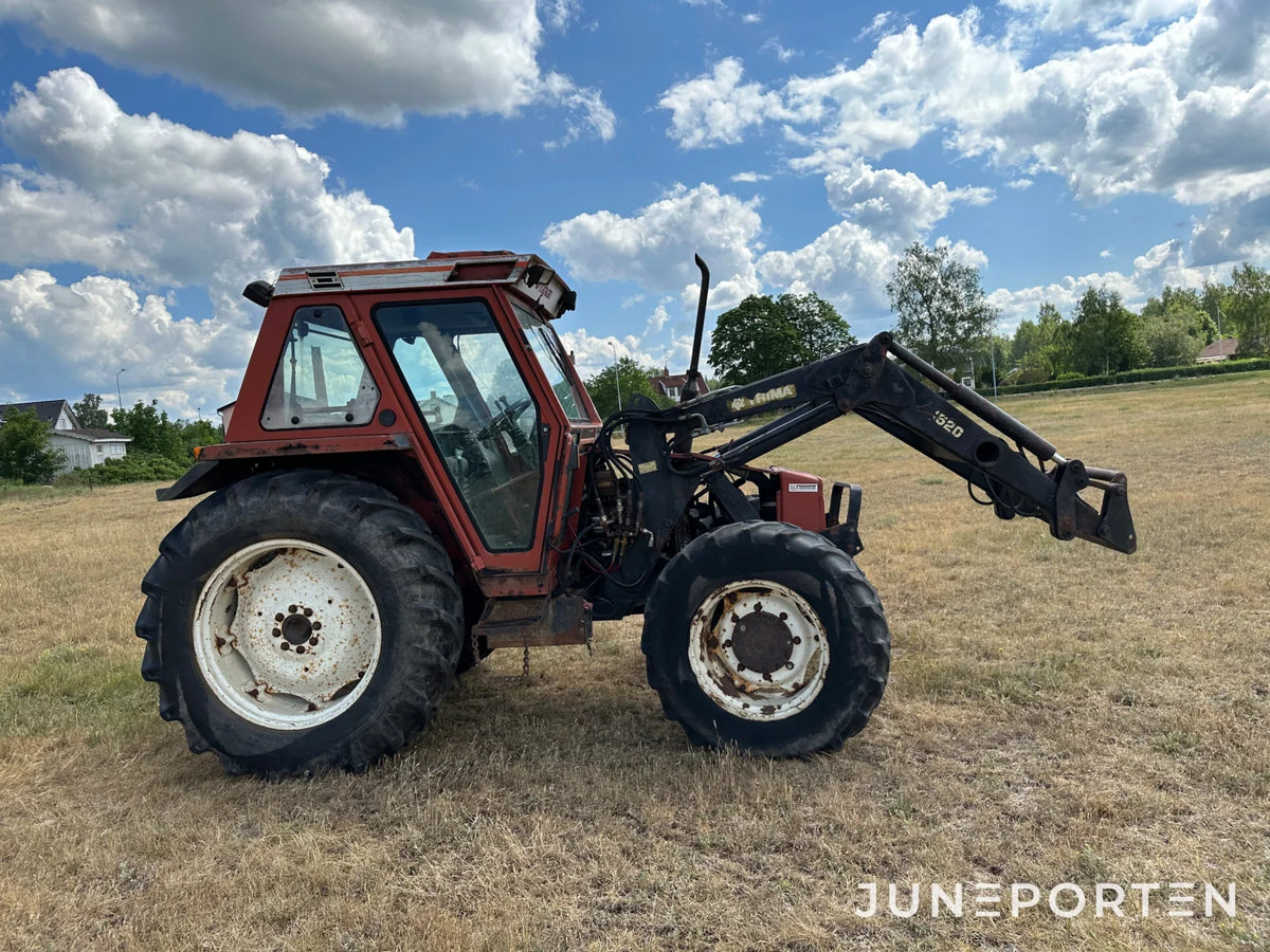 Fiat 80-90 DT med trima lastare