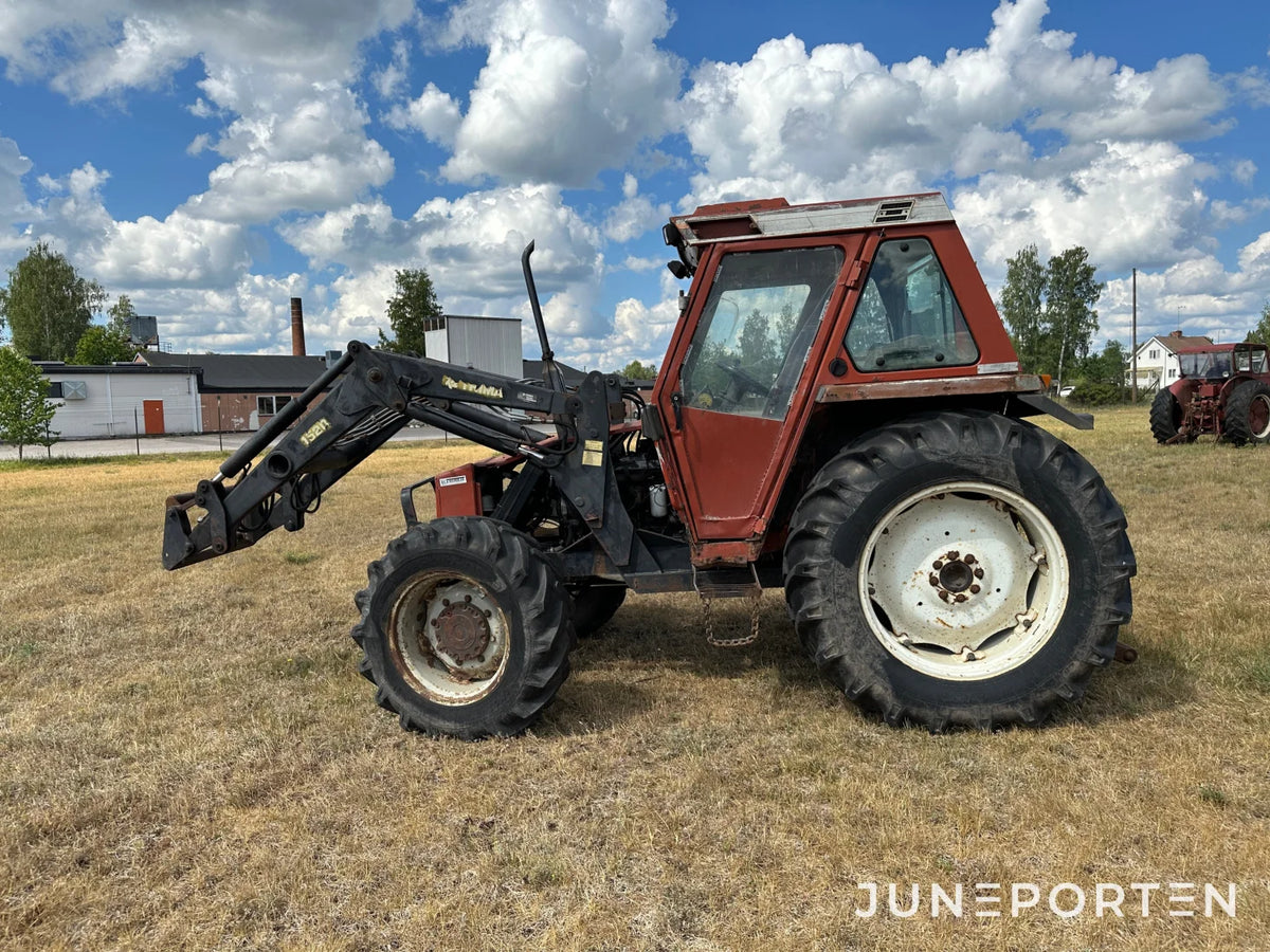 Fiat 80-90 DT med trima lastare
