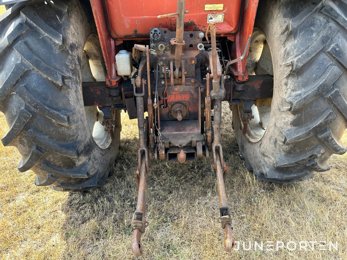 Fiat 80-90 DT med trima lastare