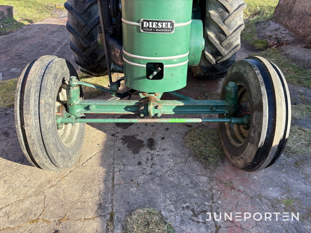 Veterantraktor Field-Marshall