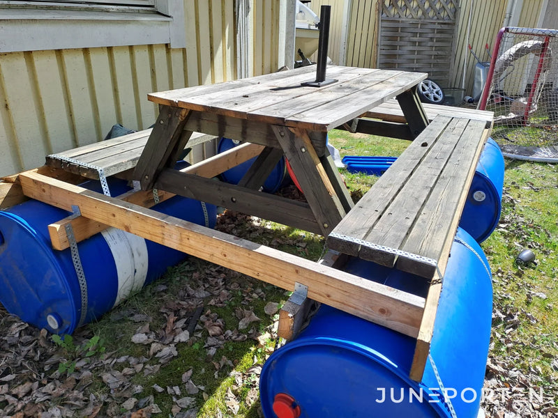 Flytande parkbänk