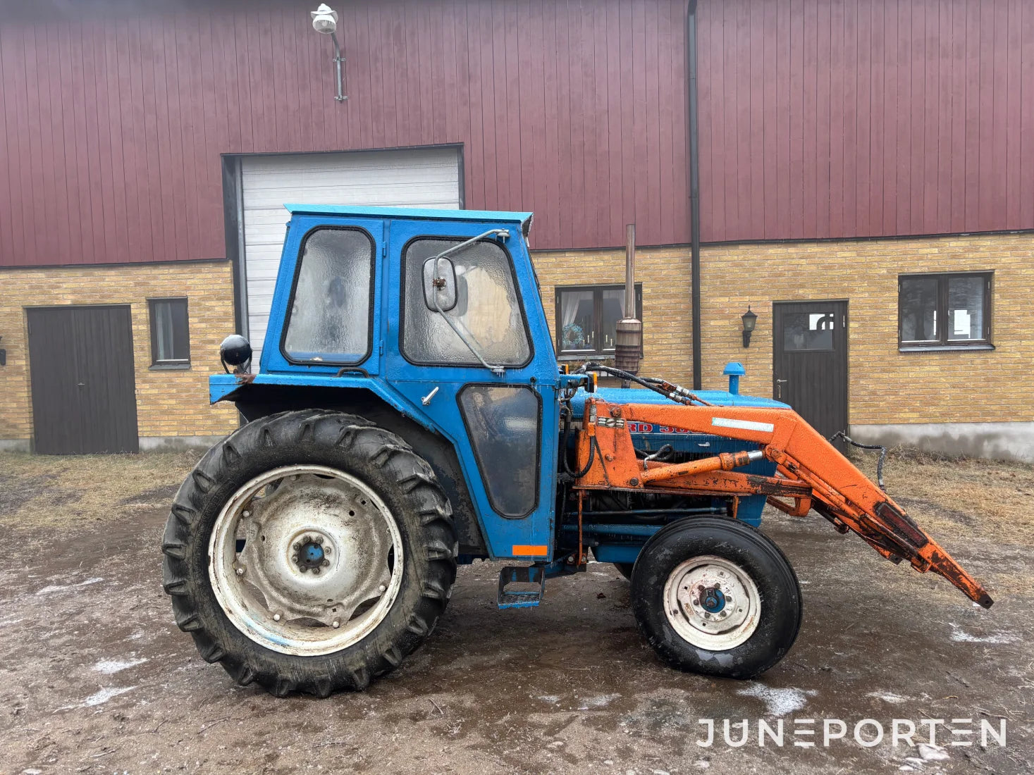Ford 3000 med lastare