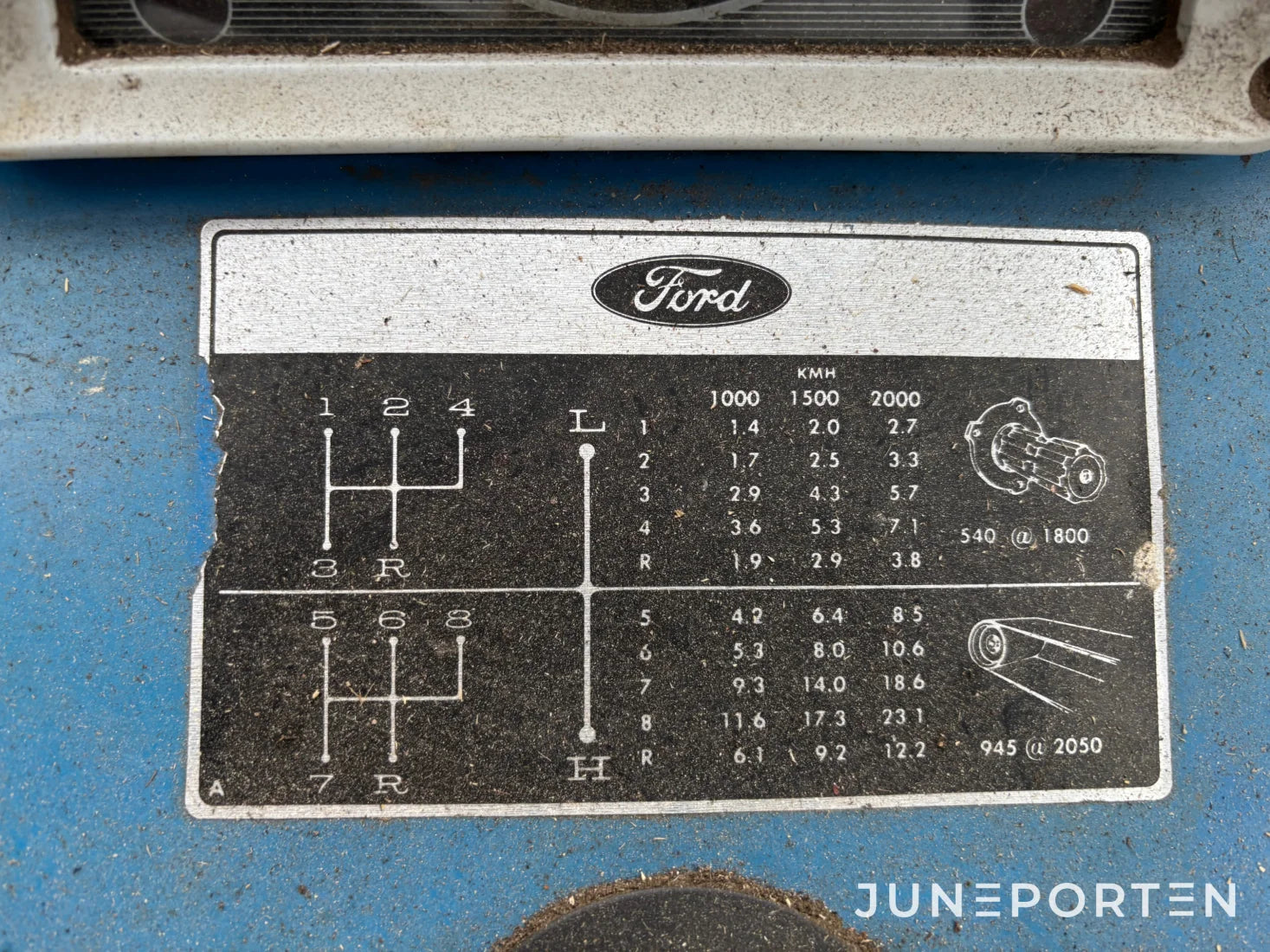 Ford 3000 med lastare