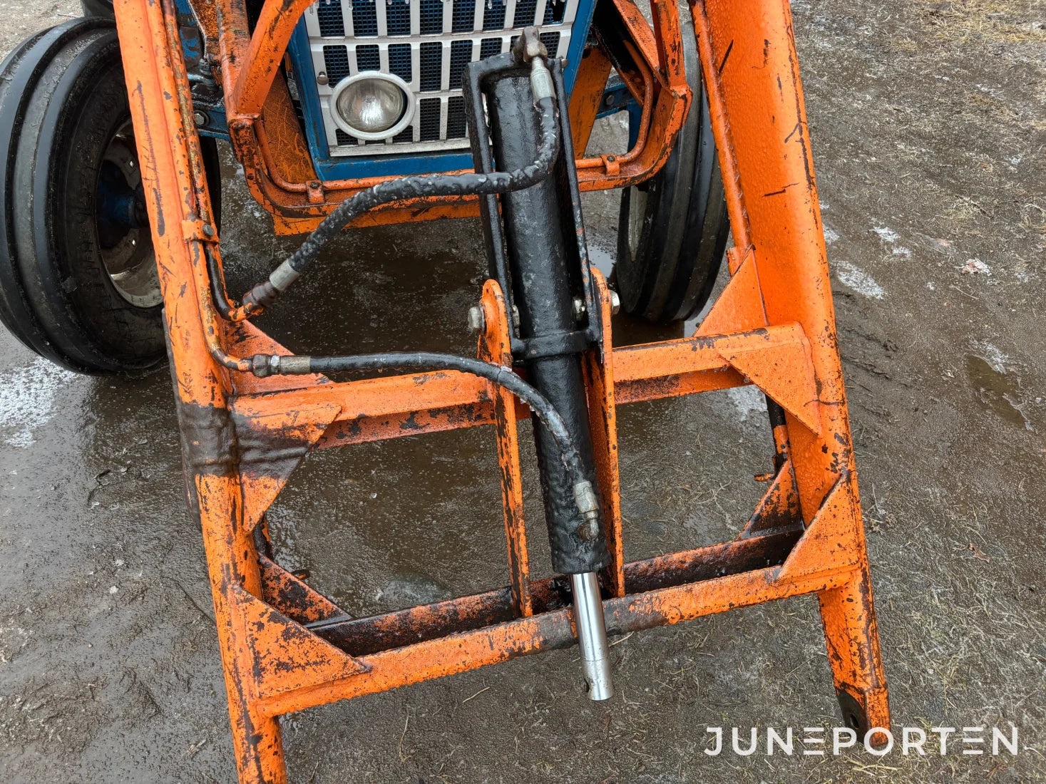 Ford 3000 med lastare