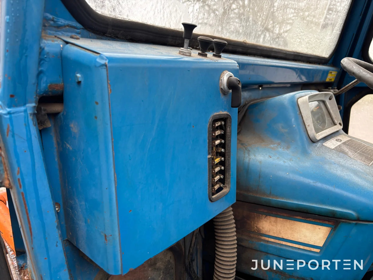 Ford 3000 med lastare