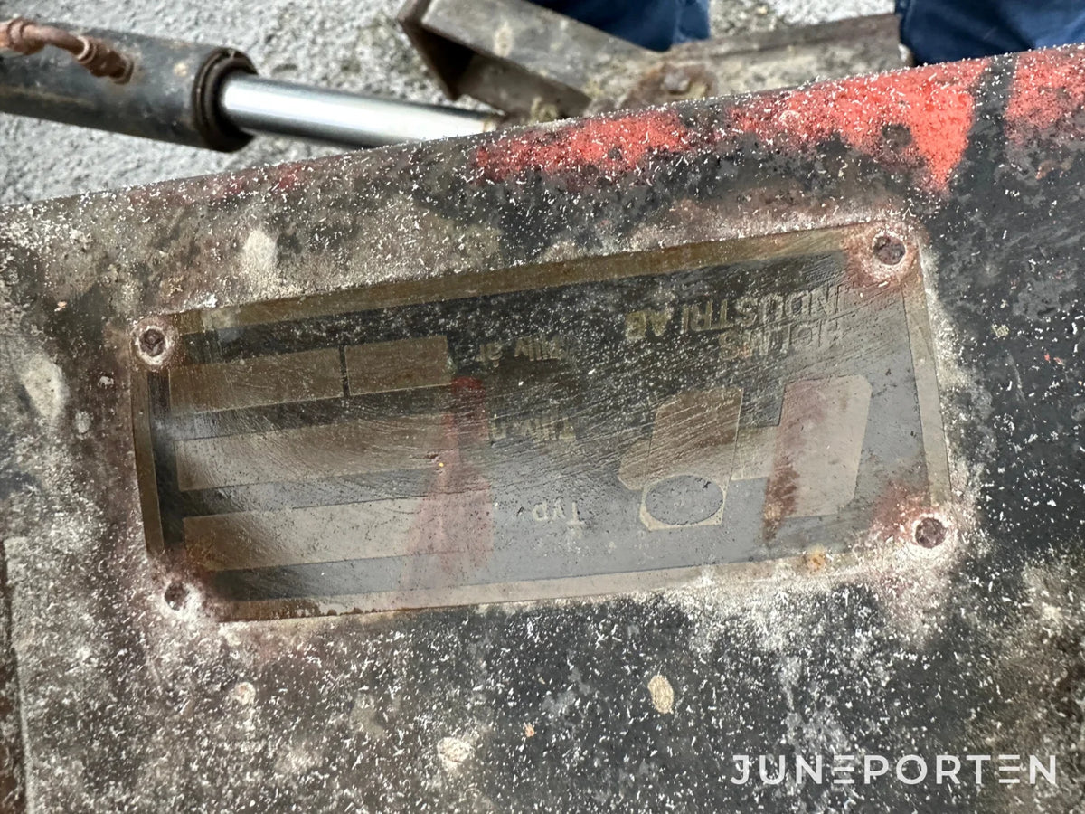 Ford 4610 med snöplog Holms
