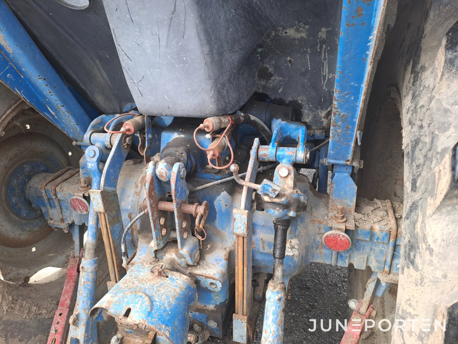 Ford 5600 med lastare