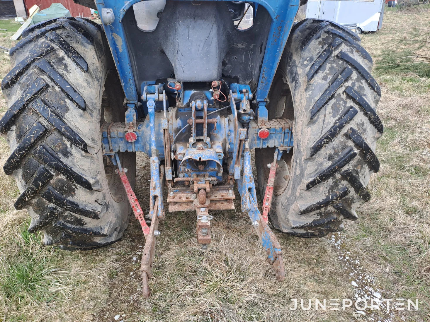 Ford 5600 med lastare