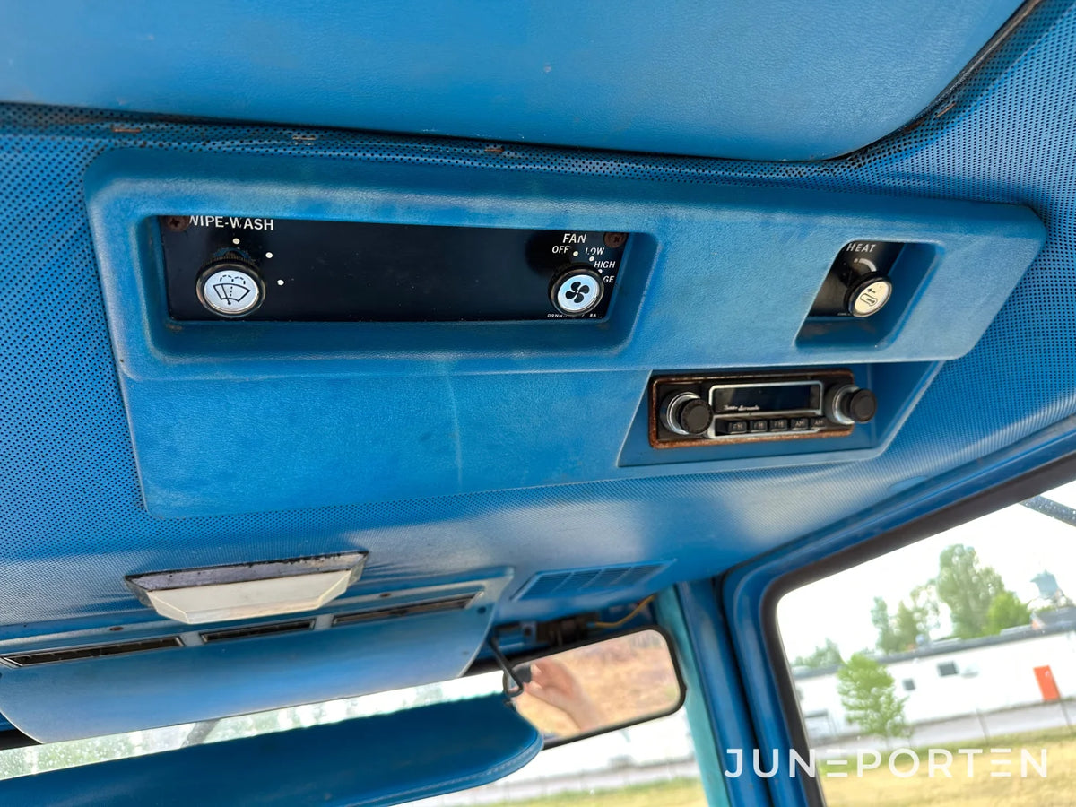 Ford 5610 med lastare