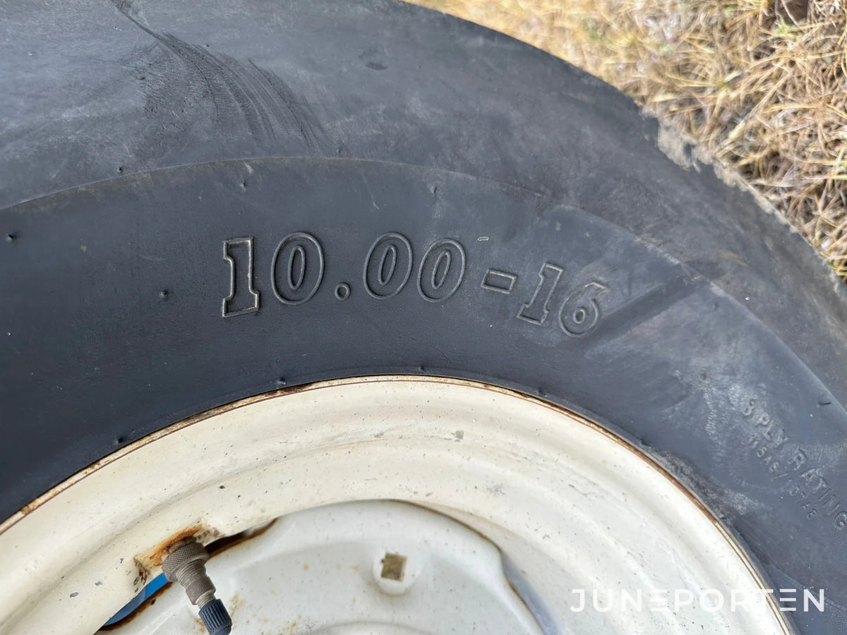 Ford 5610 med lastare