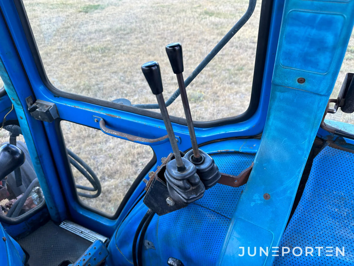 Ford 5610 med lastare
