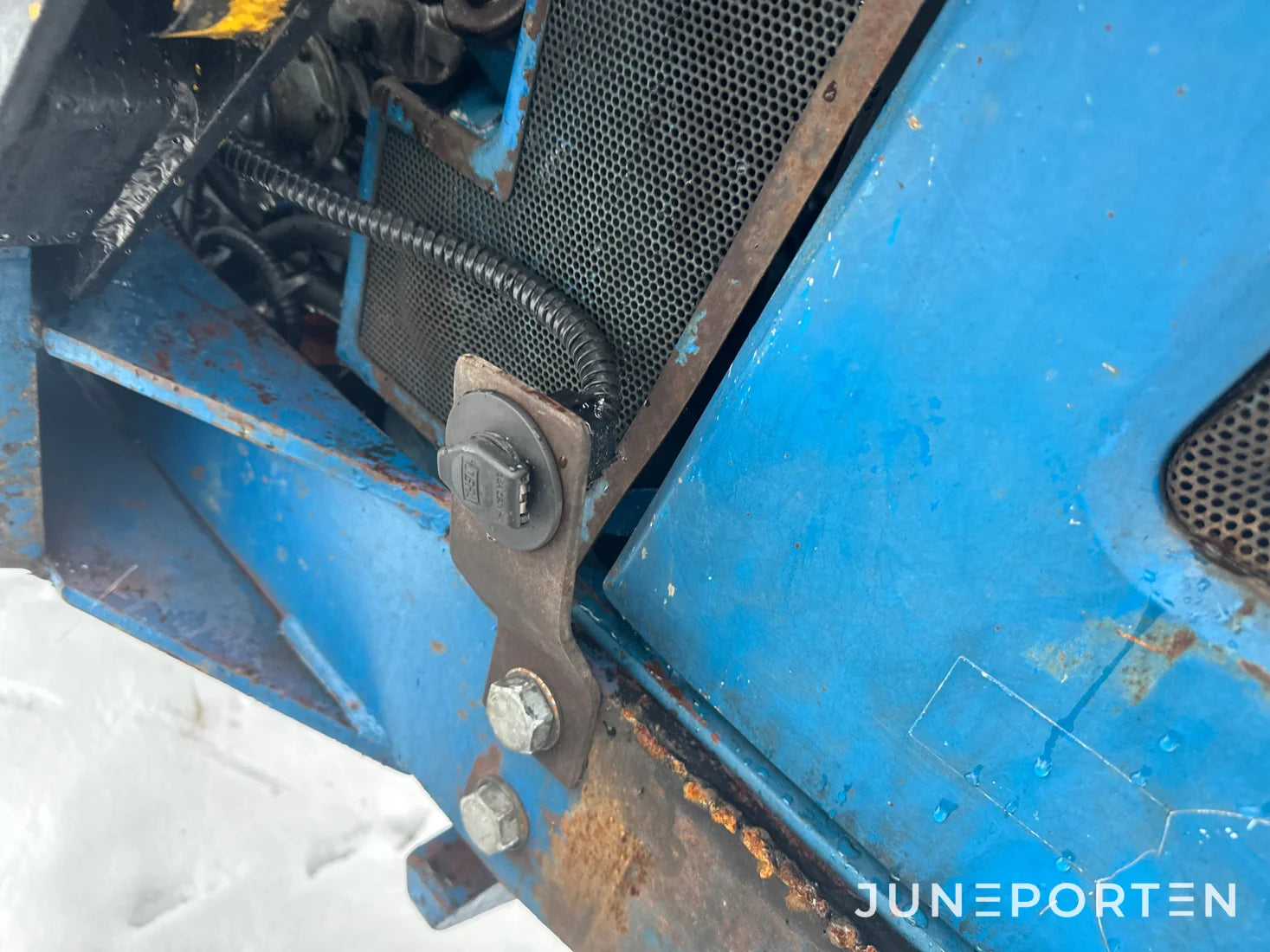 Ford 7700 med trima lastare