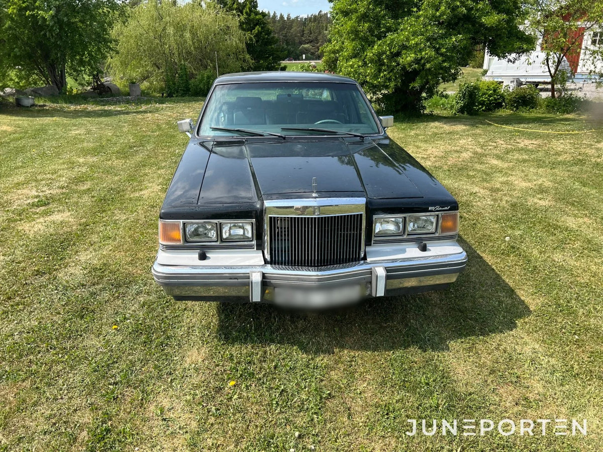 Ford Lincoln Continental