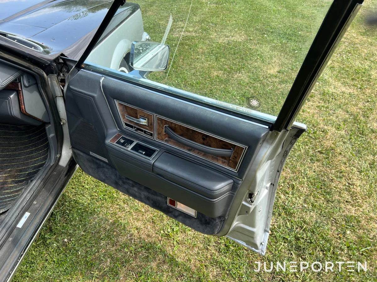 Ford Lincoln Continental