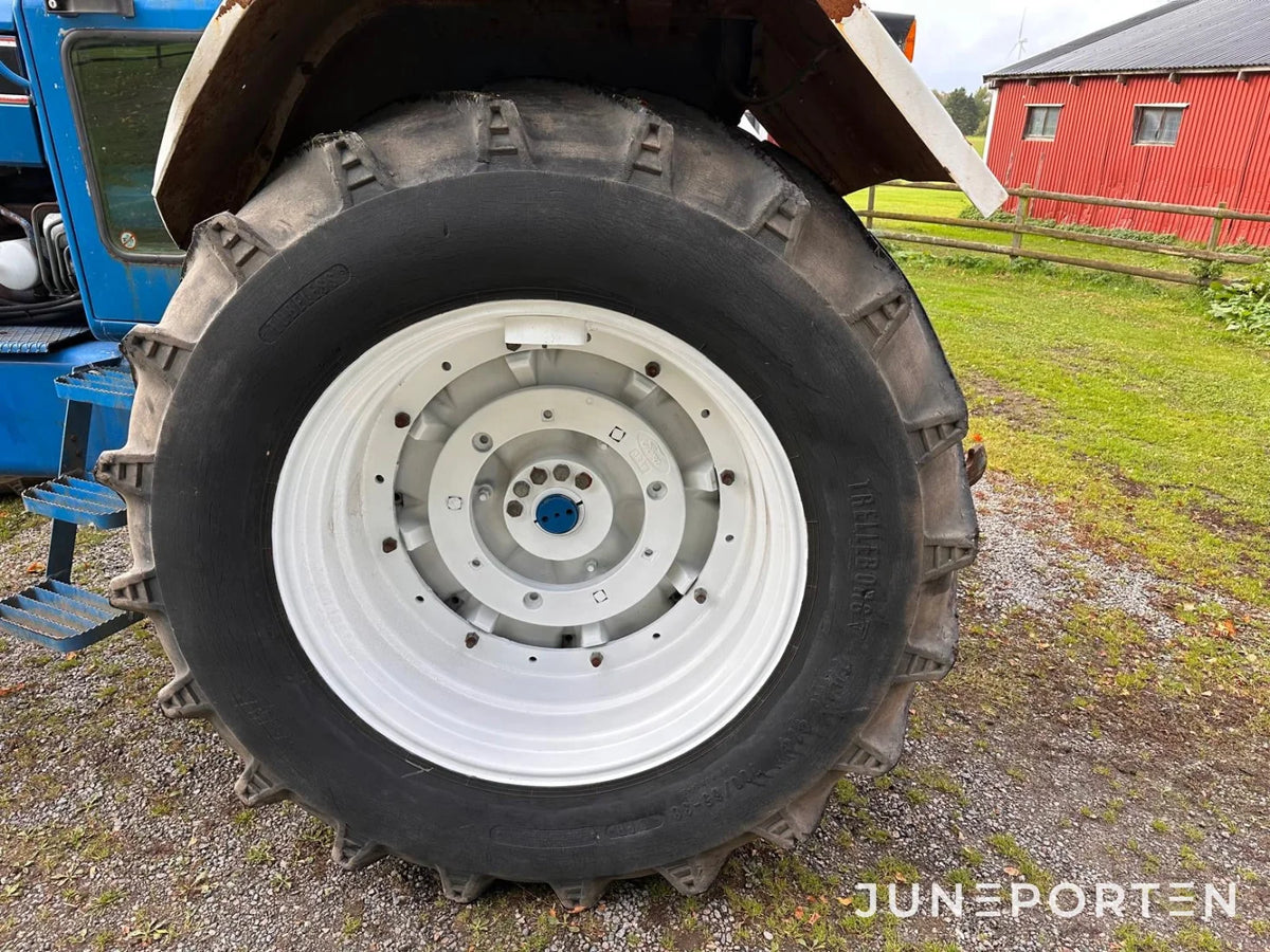 Ford TW 15 4WD