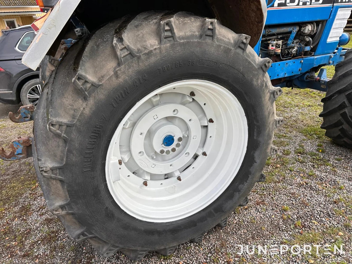 Ford TW 15 4WD