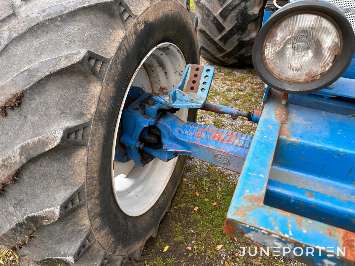 Ford TW 15 4WD