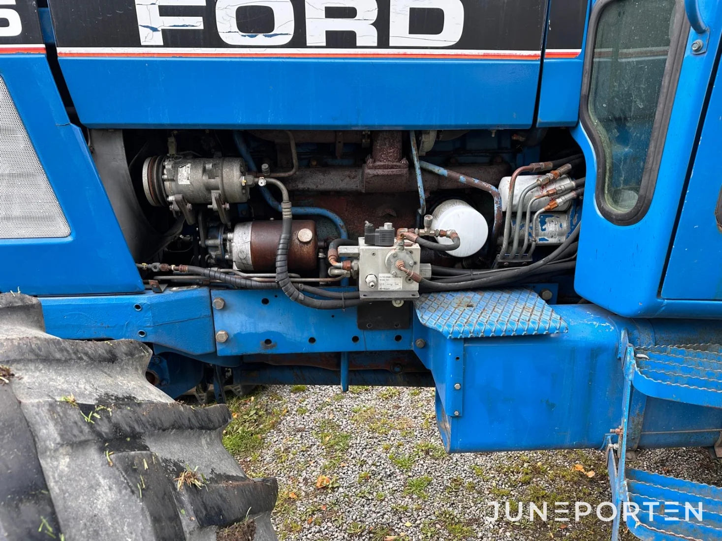 Ford TW 15 4WD