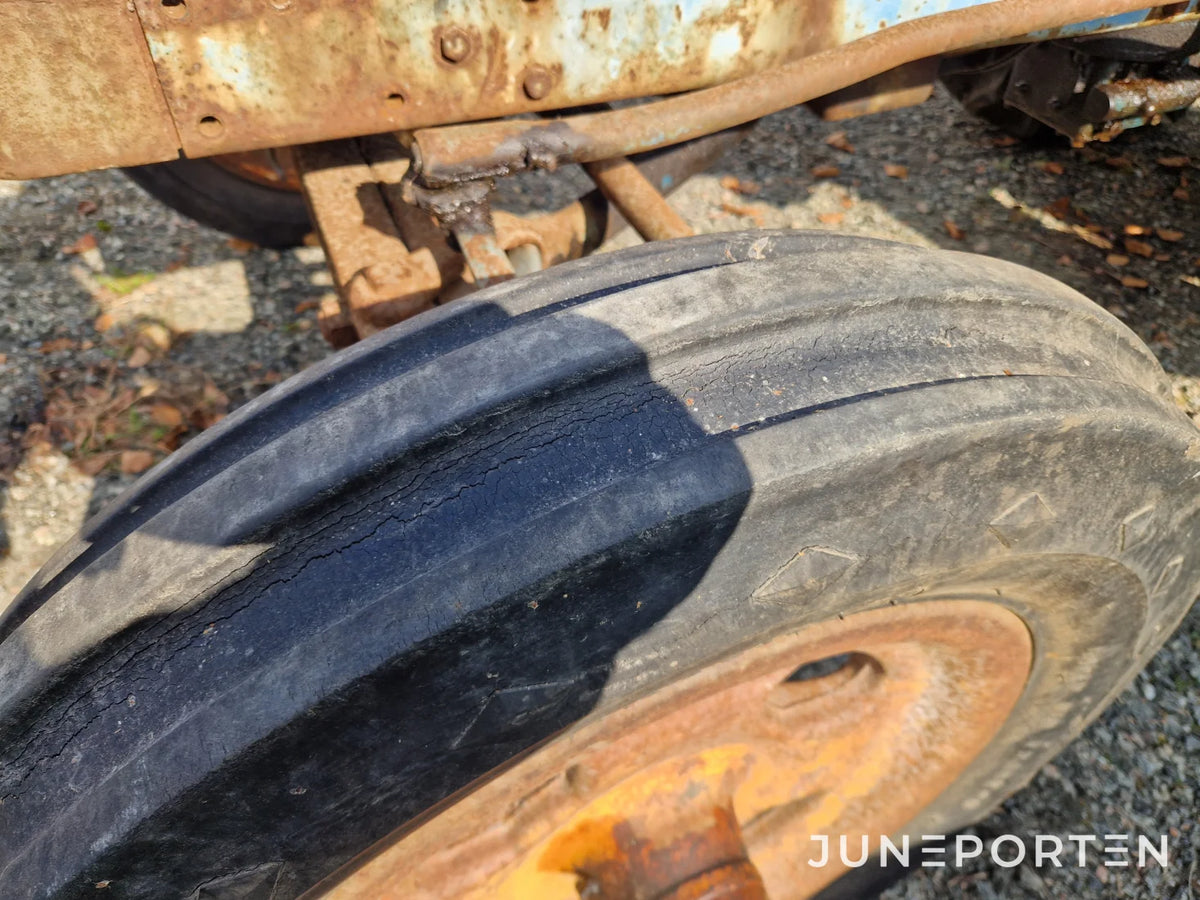 Fordson Major Reparationsobjekt