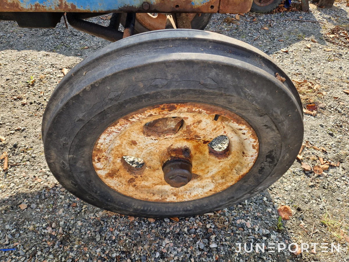 Fordson Major Reparationsobjekt