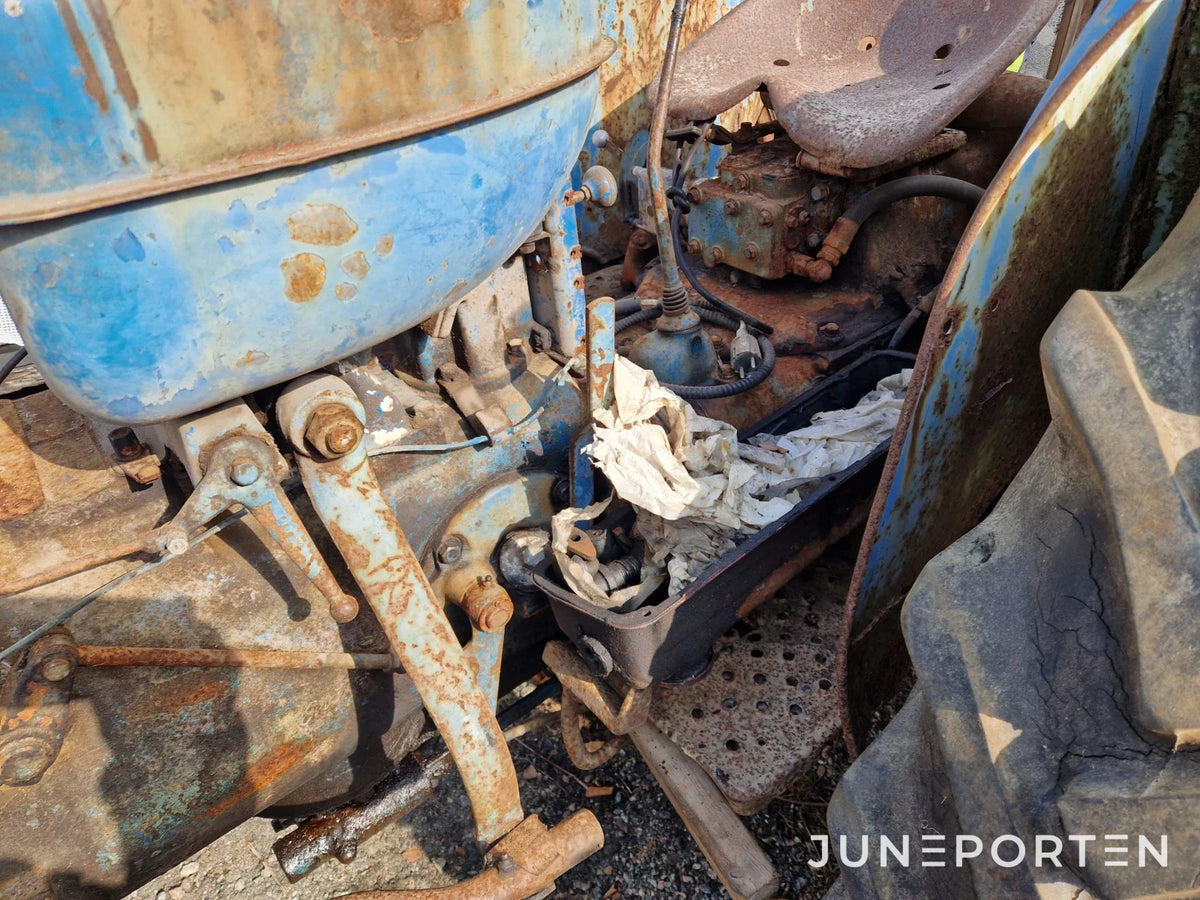 Fordson Major Reparationsobjekt