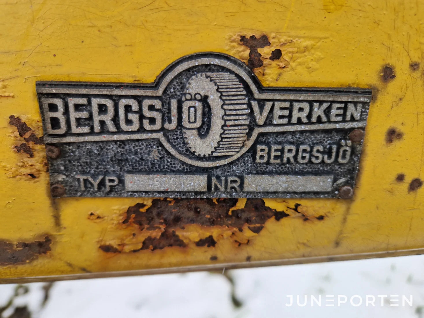 Frontlastare Bergsjö 1300 P