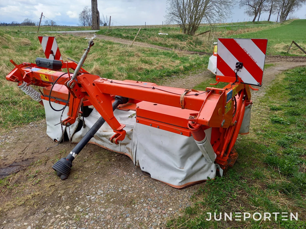 Frontslåttermaskin KUHN GMD 802 F