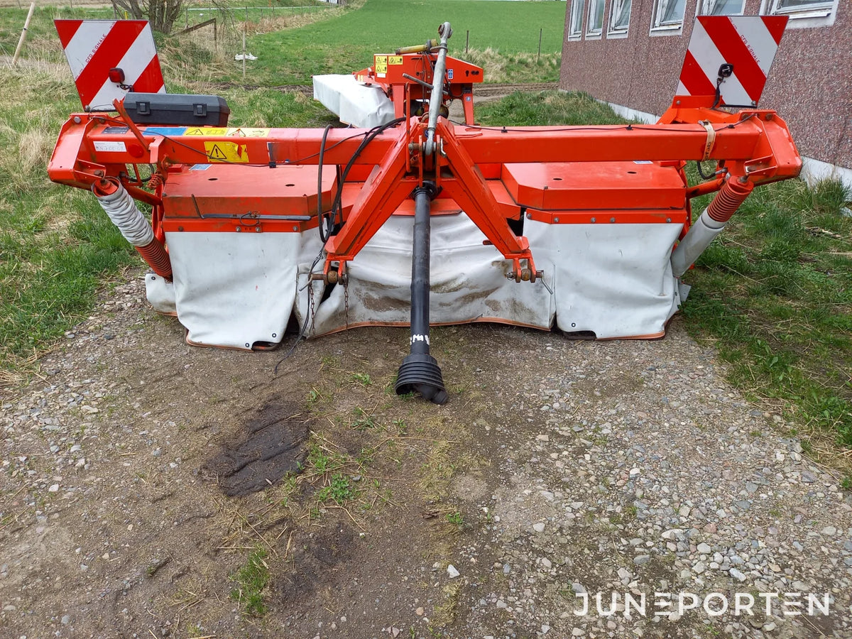 Frontslåttermaskin KUHN GMD 802 F