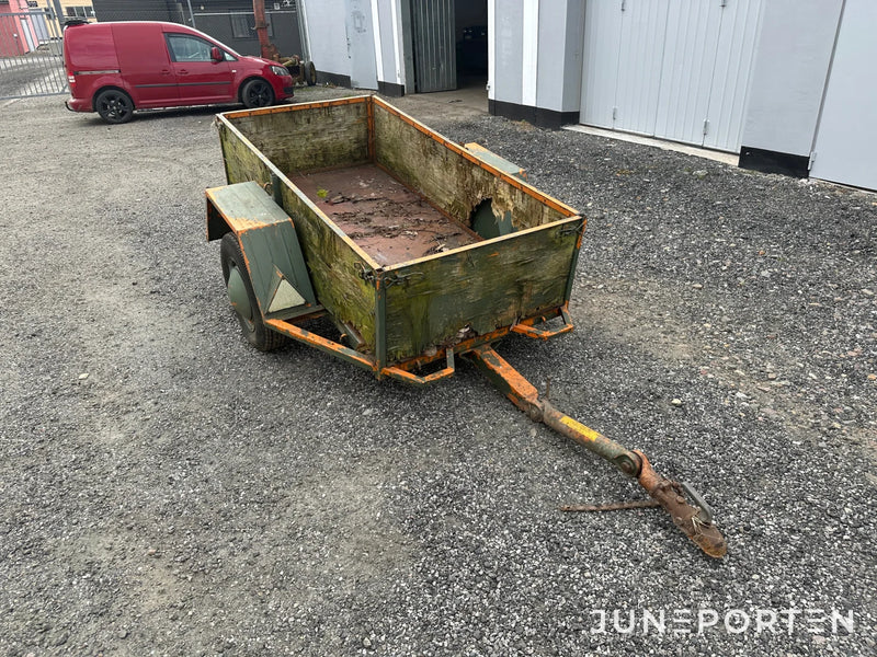 Militärvagn 2000 x 1000 mm