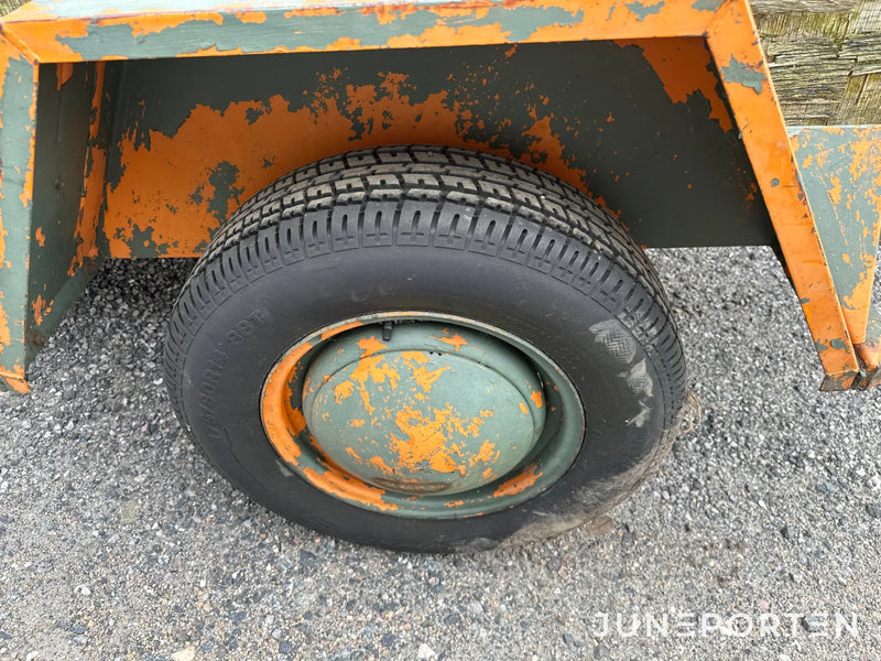 Militärvagn 2000 x 1000 mm