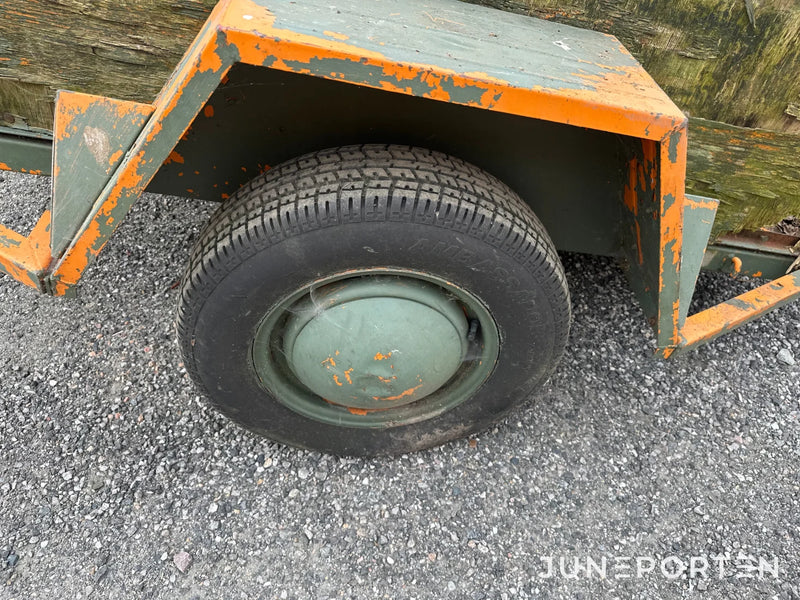 Militärvagn 2000 x 1000 mm