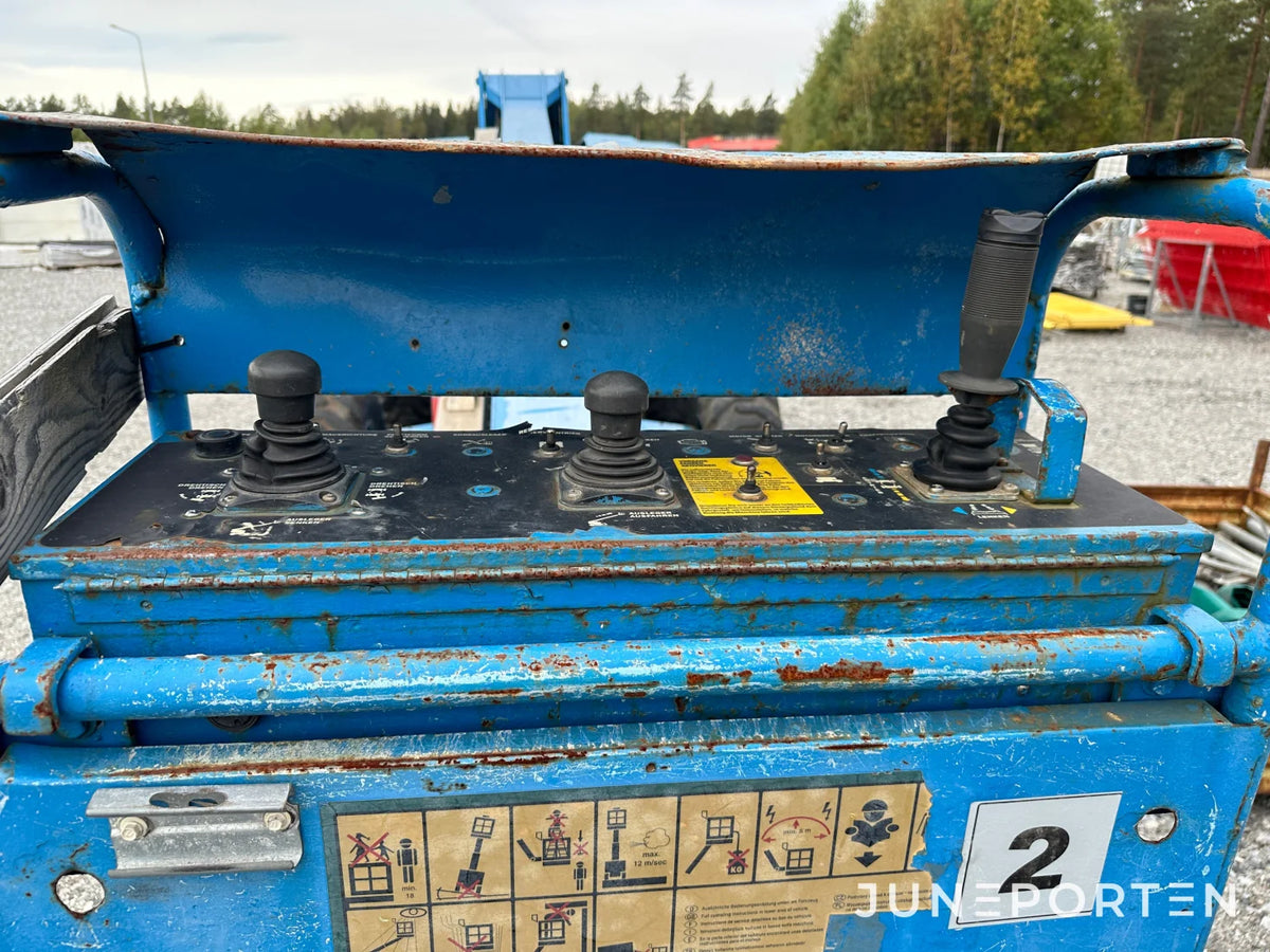Bomlift Genie S-60