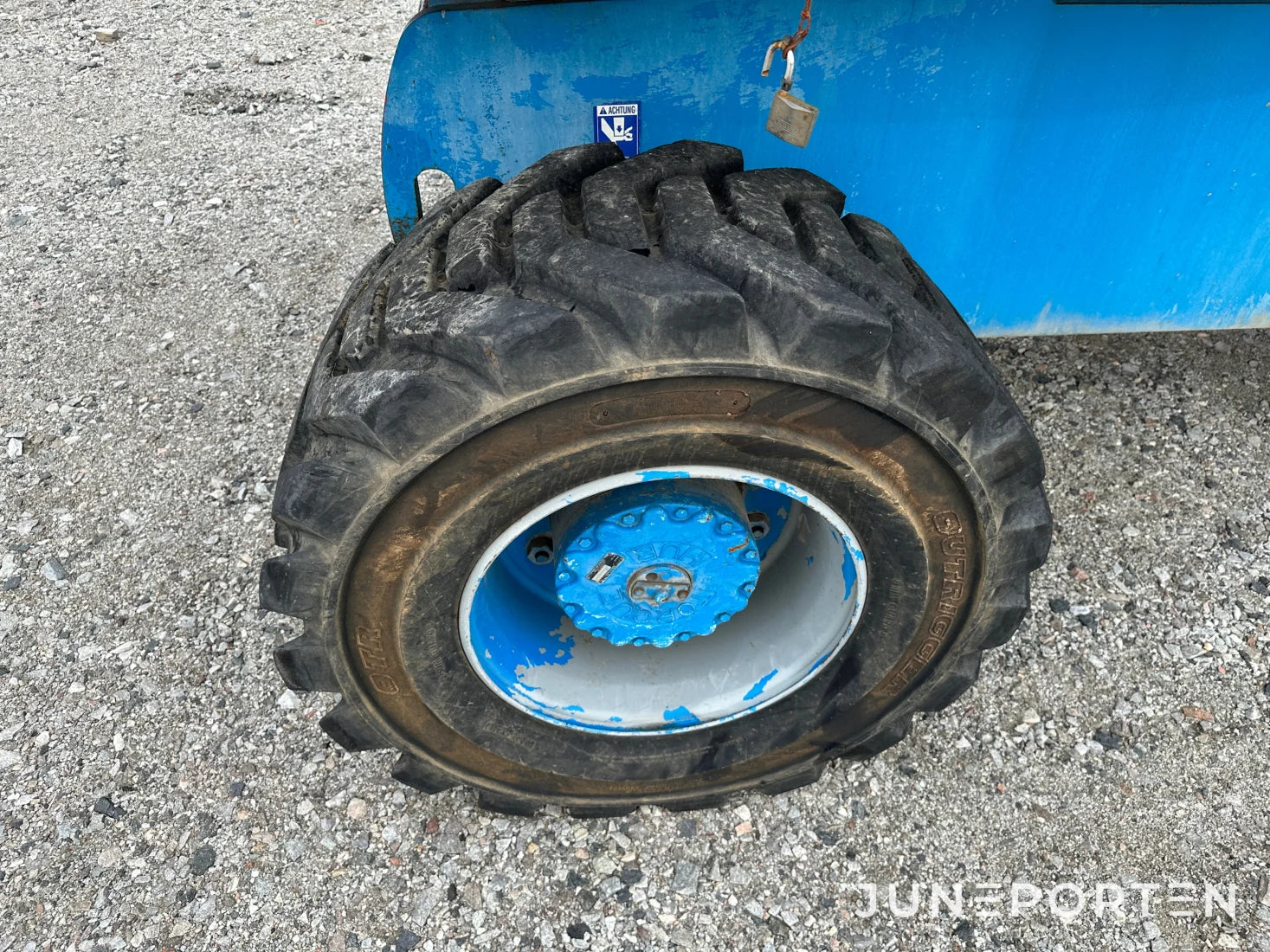 Bomlift Genie S-60