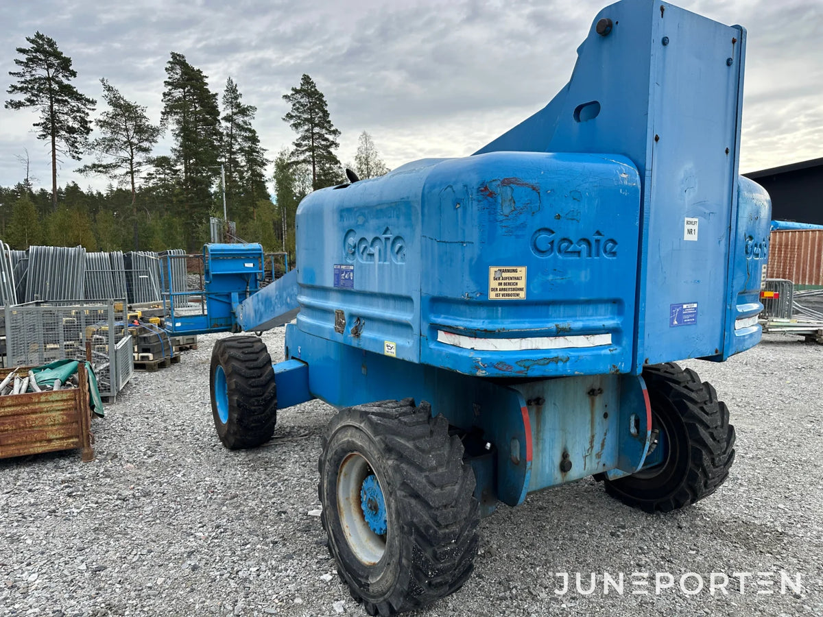 Bomlift Genie S-60